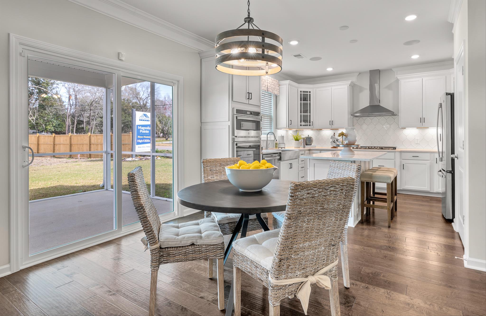 Summerlin Kitchen and Screened Patio